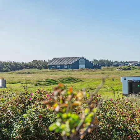 Marissa - 200m From The Sea By Interhome *
